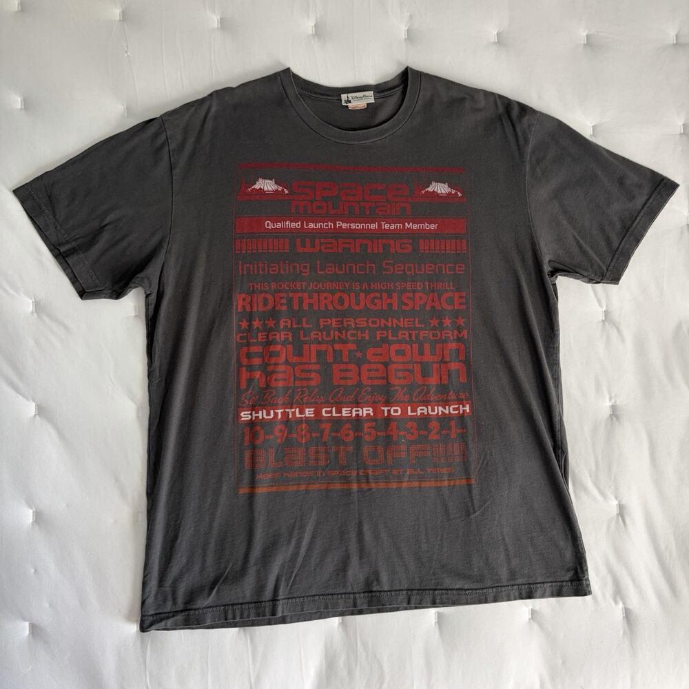 Disney Parks Space Mountain Graphic Tee Size XL, gray, original, Disney Lovers.